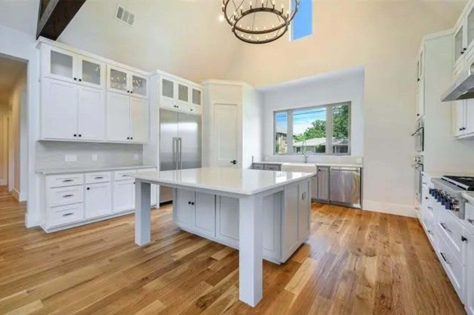 Finished white kitchen